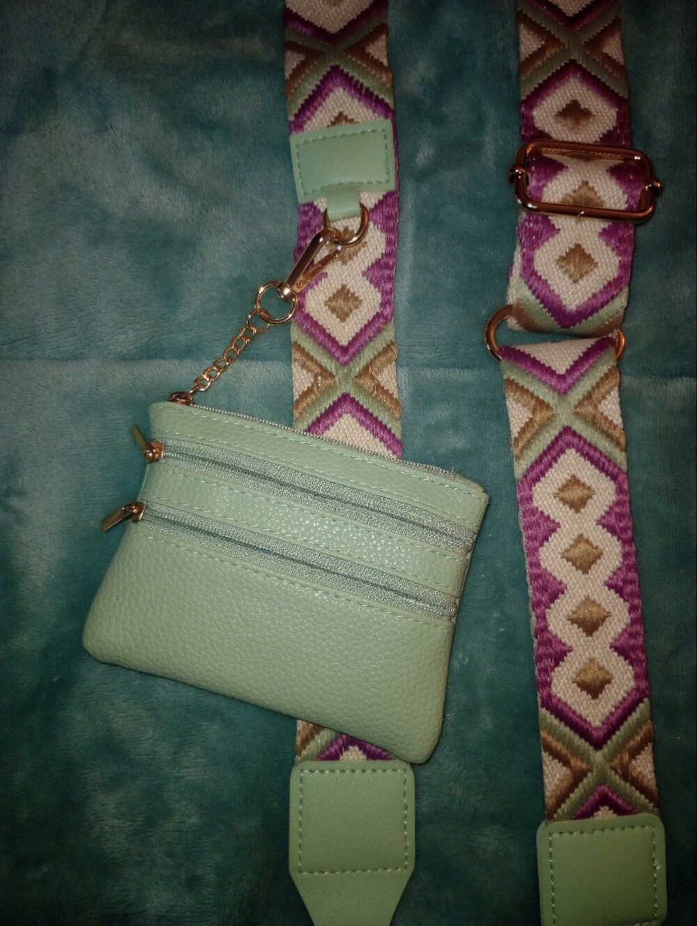 Mint And Pink Design Crossbody Guritar Style Strap with Matching Coin Purse - Picture 2 of 4